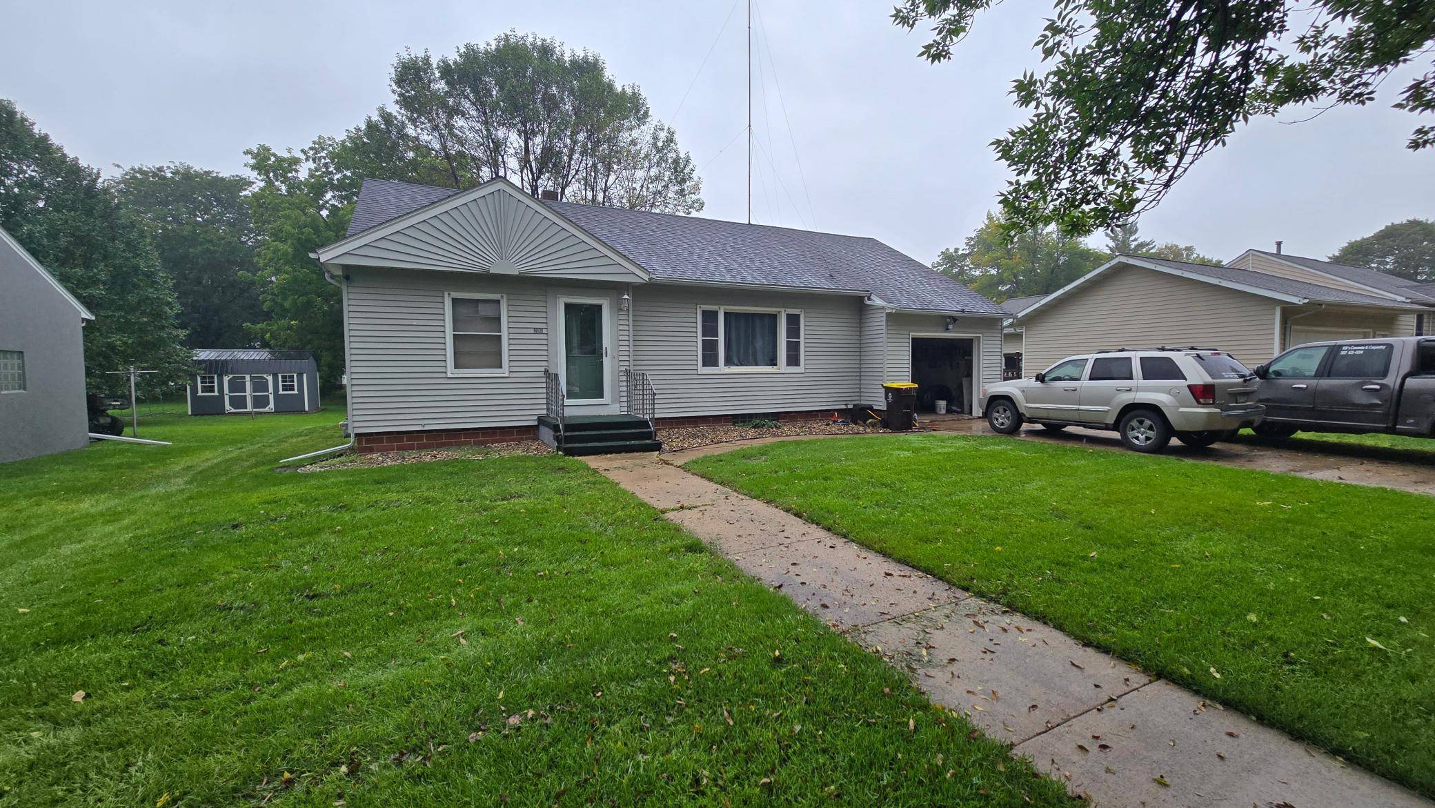 233 N 1st AVE E, Truman, MN 56088