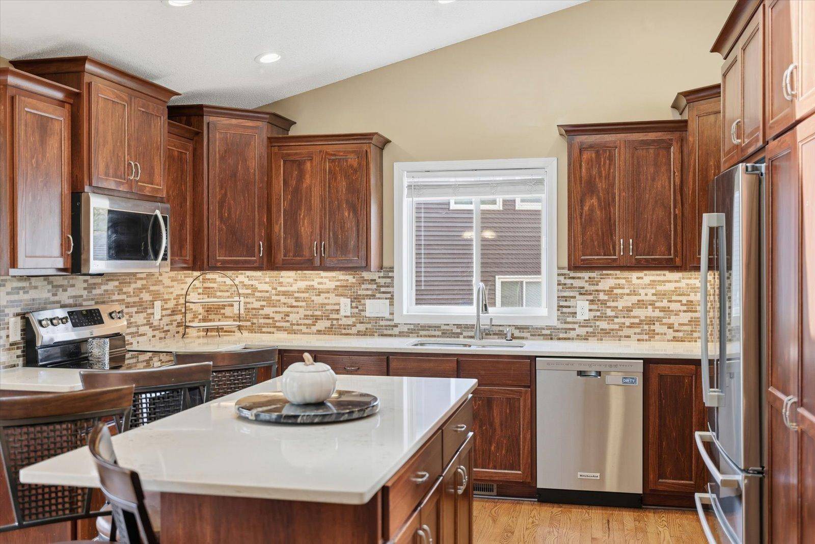 11072 190th AVE NW, Elk River, MN 55330