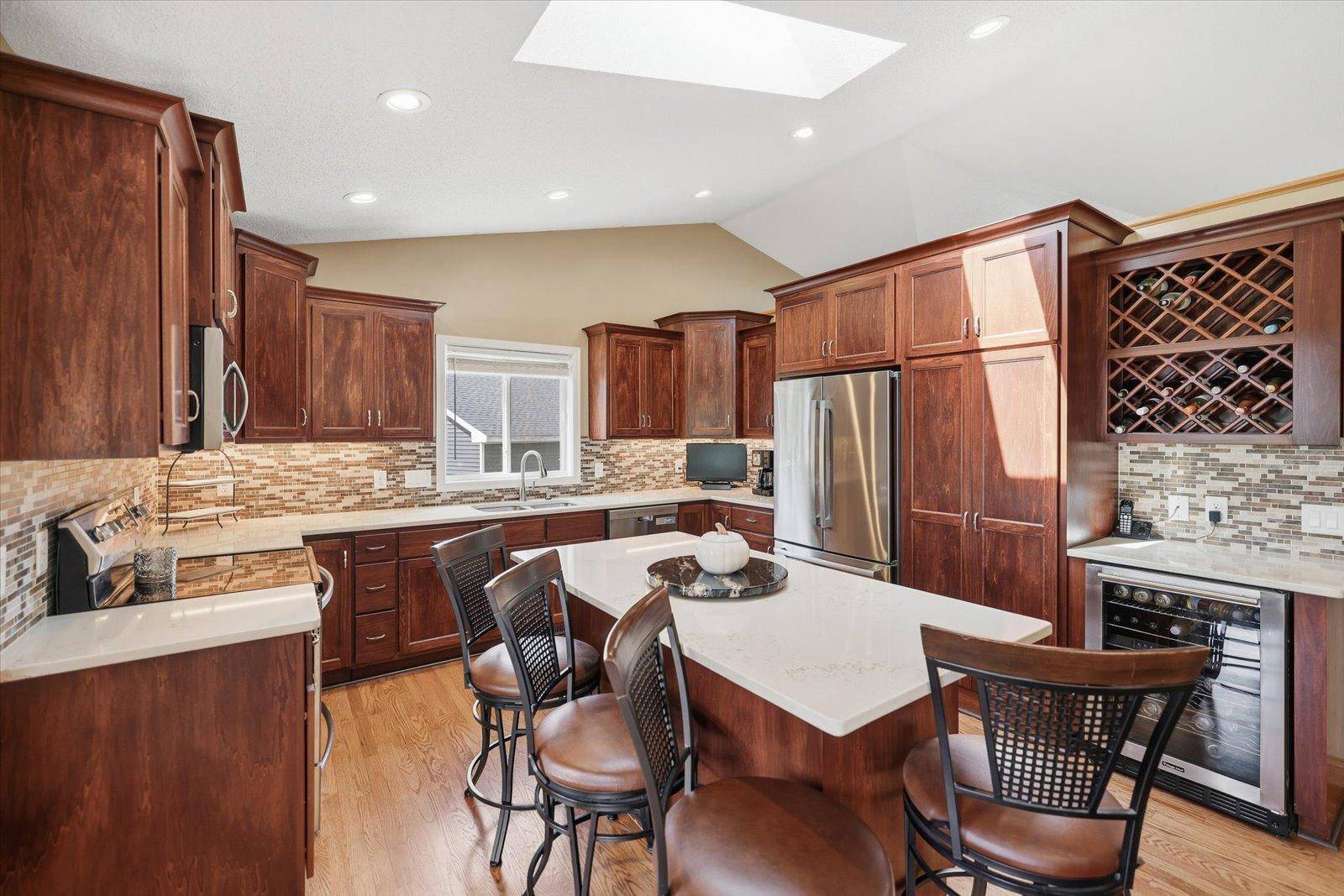 11072 190th AVE NW, Elk River, MN 55330