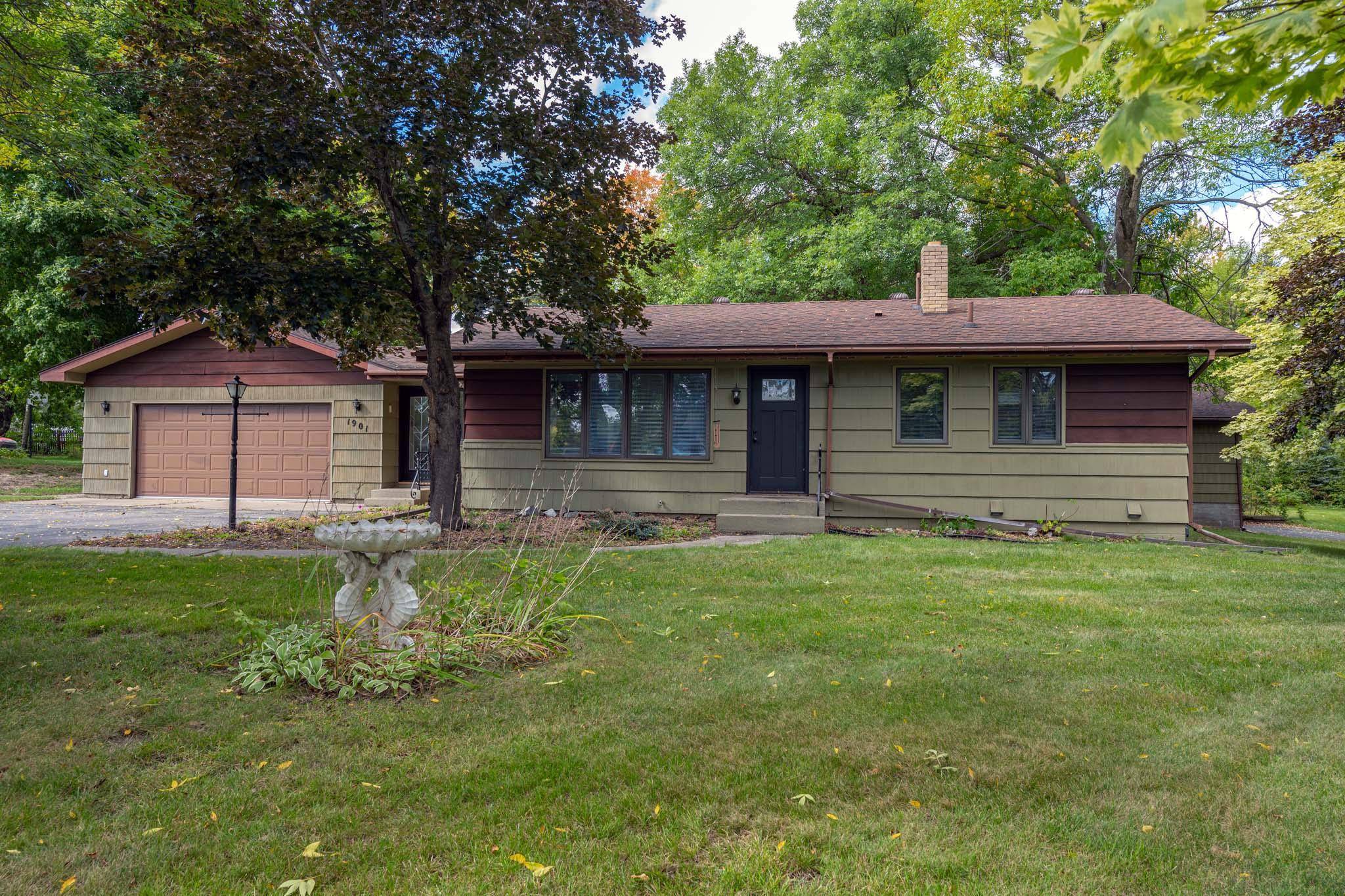 1901 S Pokegama AVE, Grand Rapids, MN 55744