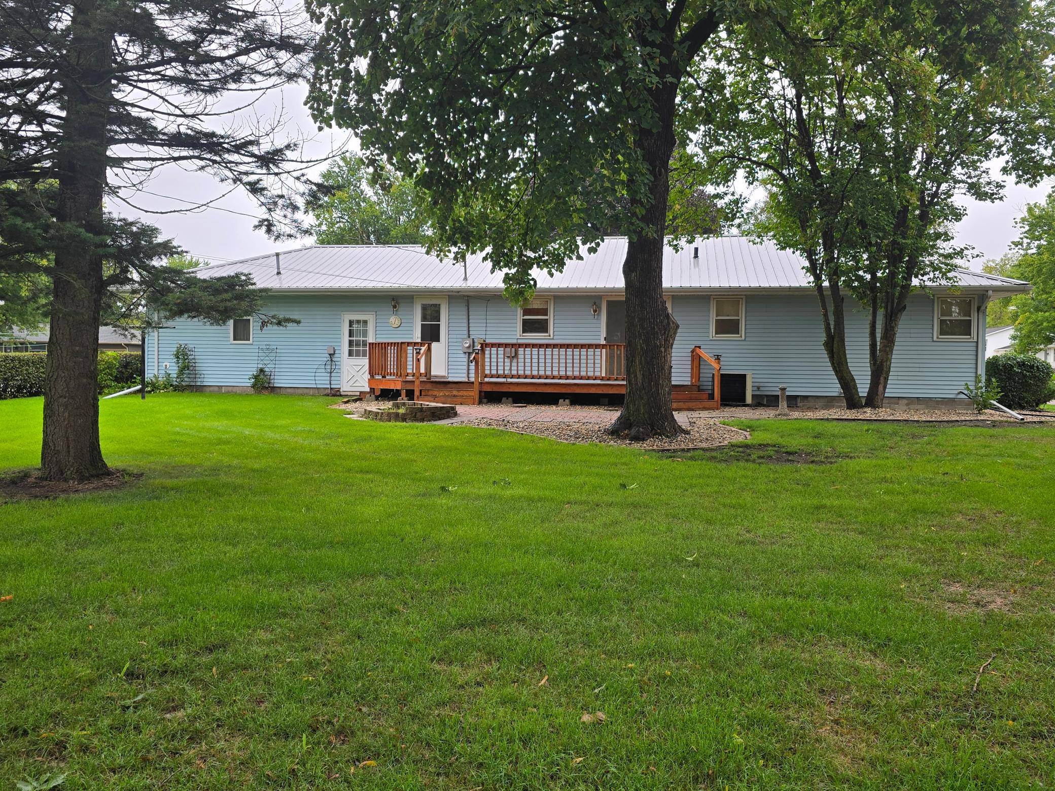 1112 6th AVE SW, Pipestone, MN 56164