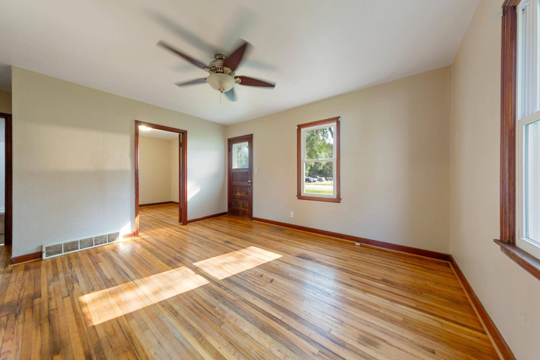 2210 2nd AVE NW, Faribault, MN 55021