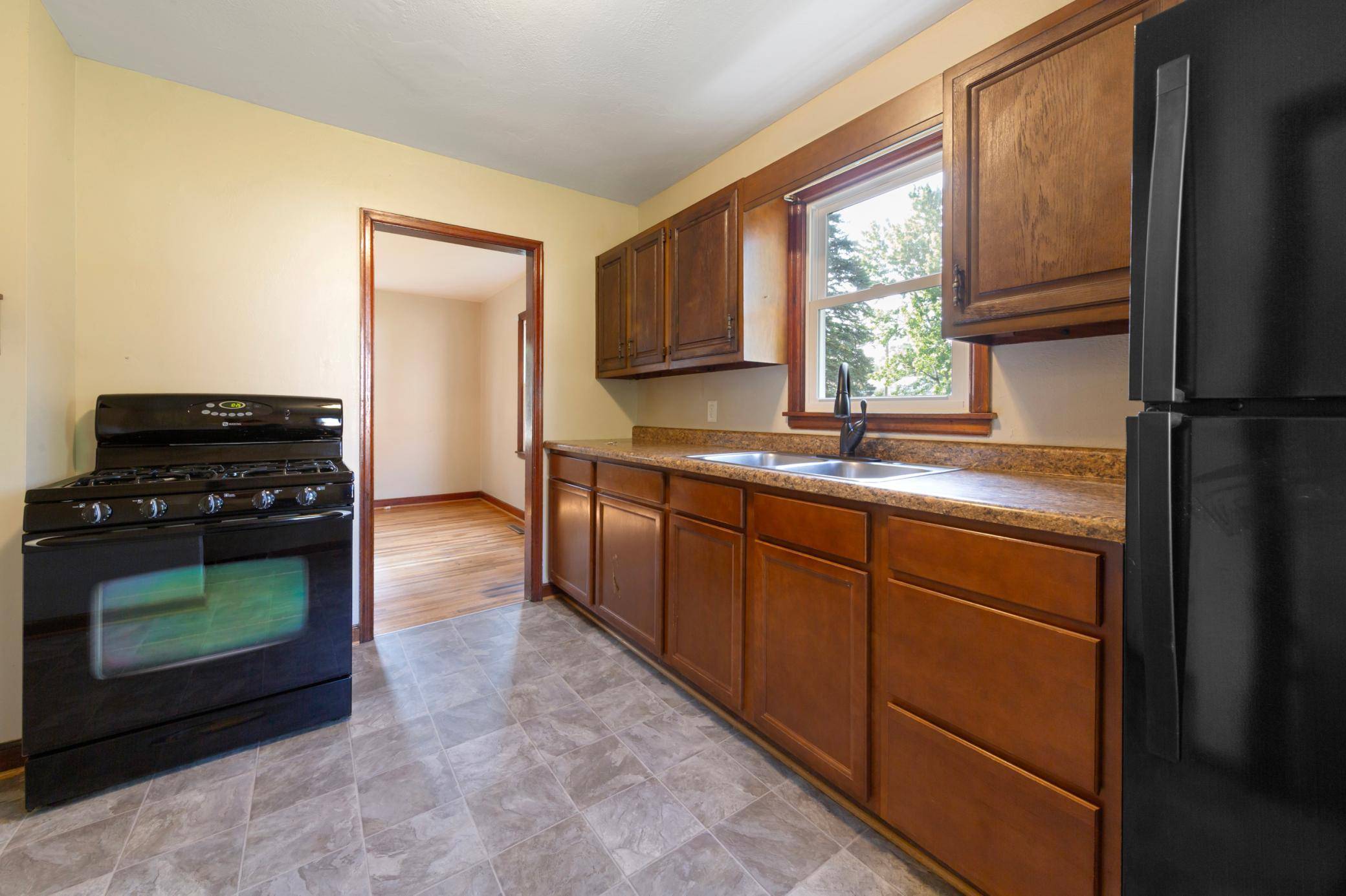 2210 2nd AVE NW, Faribault, MN 55021