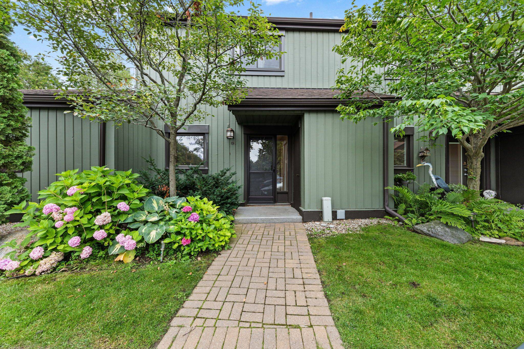 156 ESCARPMENT CRES, Collingwood, ON L9Y 5B4