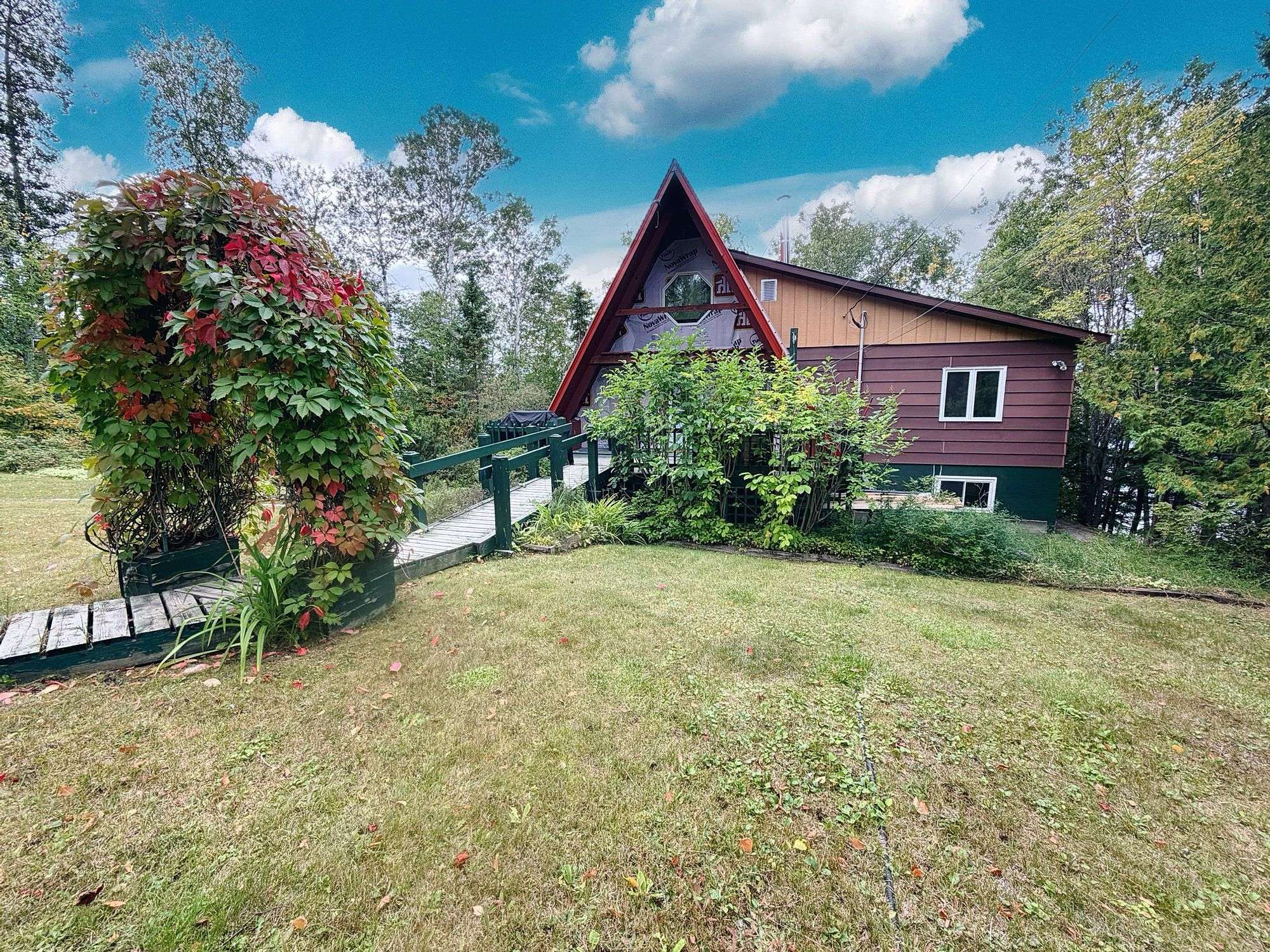 54 Creelman Creek RD, Greenstone, ON P0T 1M0