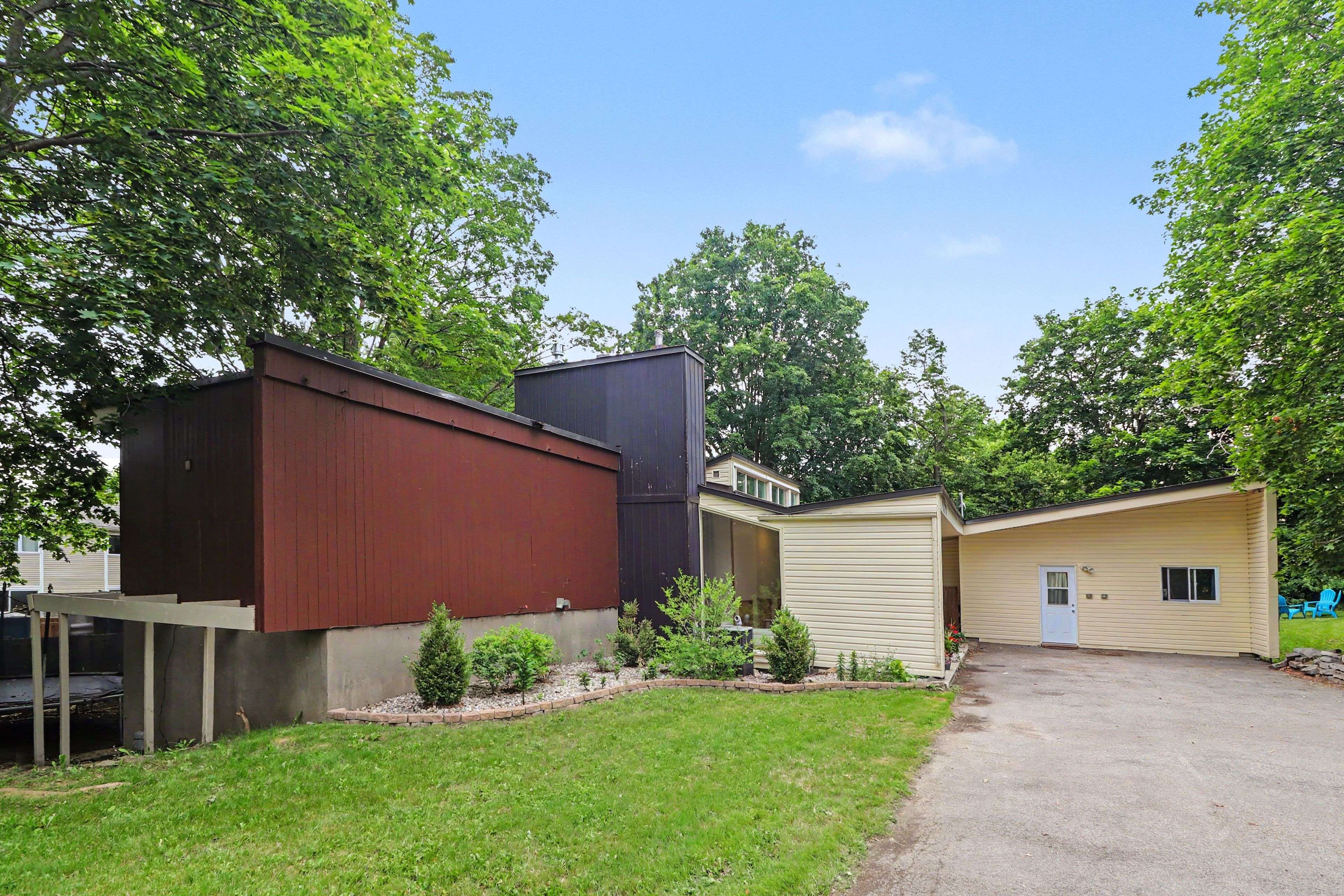 1770 Montreal RD, Beacon Hill North - South And Area, ON K1J 6N3