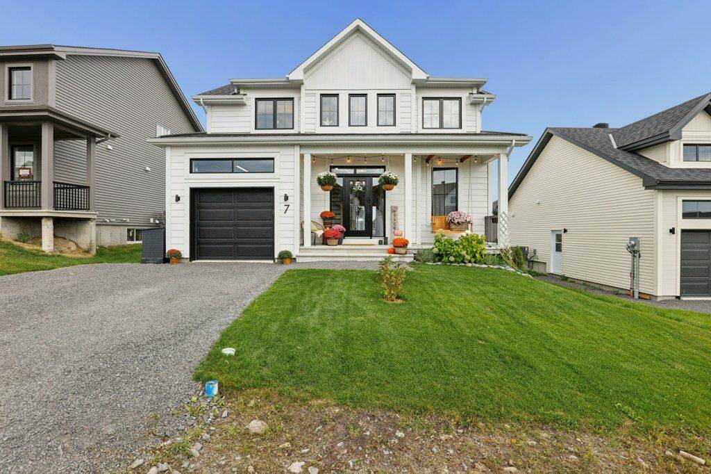 7 Arber ST, Champlain, ON K0B 1R0