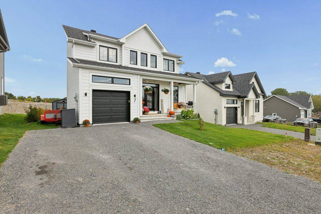 7 Arber ST, Champlain, ON K0B 1R0