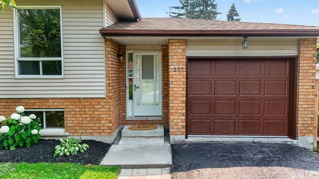 257 White ST, Cobourg, ON K9A 5B8