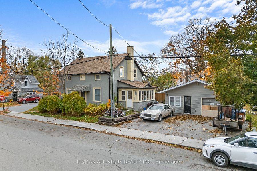 15 Albert ST, Selwyn, ON K0L 2H0