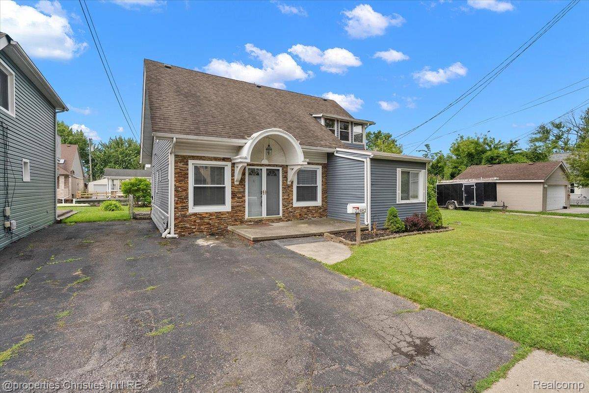 22482 Beach ST, St. Clair Shores, MI 48081