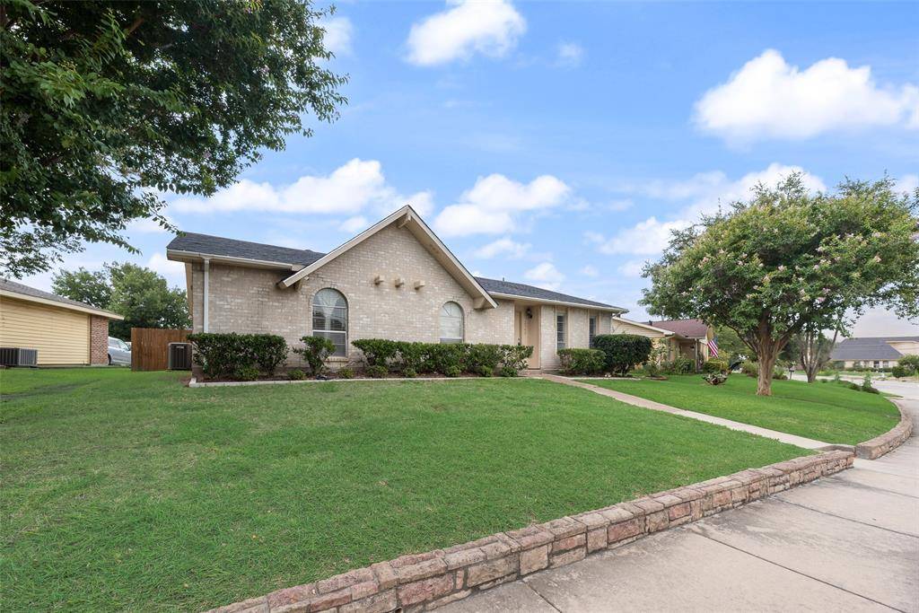 2942 Scott Mill Road, Carrollton, TX 75007