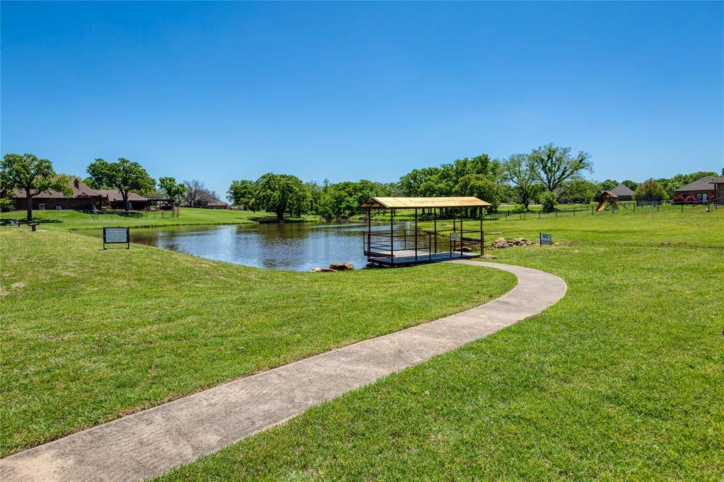 149 Meadow Arbor Drive, Weatherford, TX 76085
