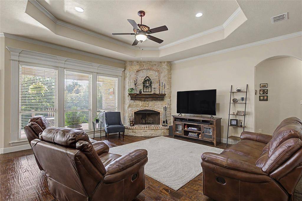 149 Meadow Arbor Drive, Weatherford, TX 76085