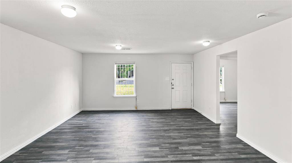 3204 Avenue L, Fort Worth, TX 76105