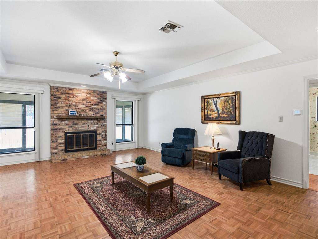 7005 Baseline Lane, Fort Worth, TX 76133