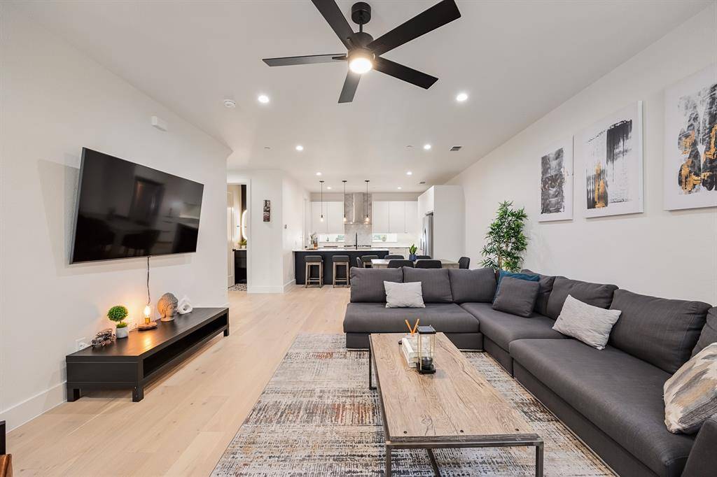 1141 N Madison Avenue #105, Dallas, TX 75208