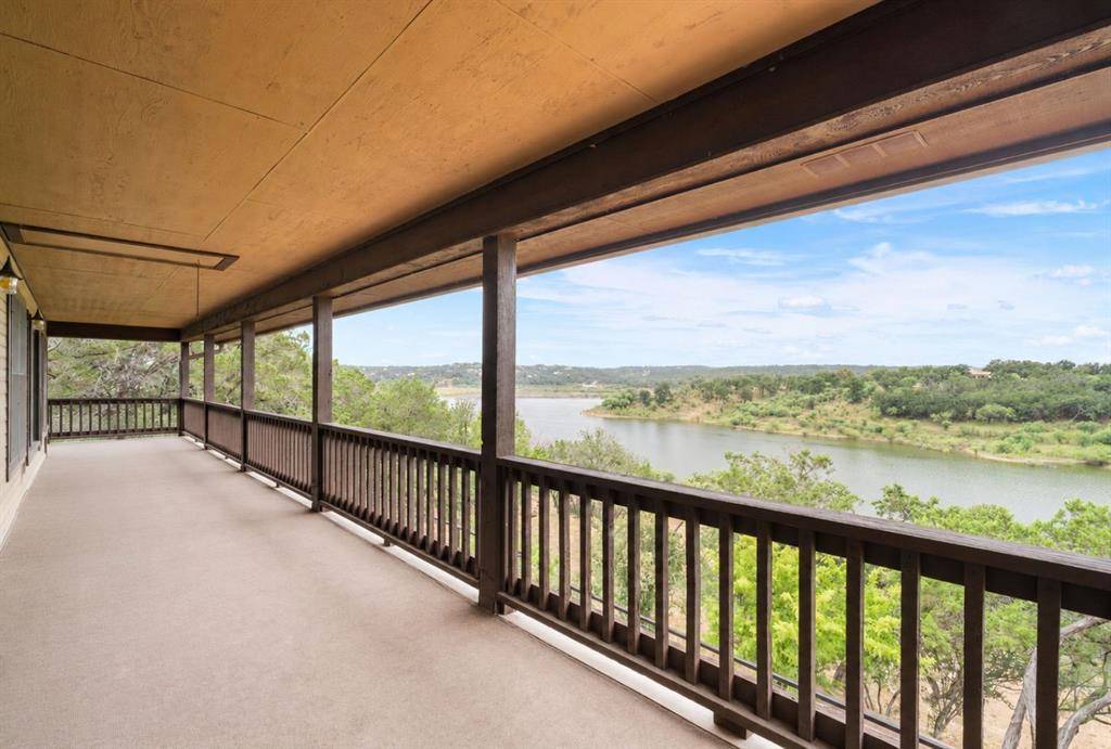 129 Jewel Lane, Spicewood, TX 78669