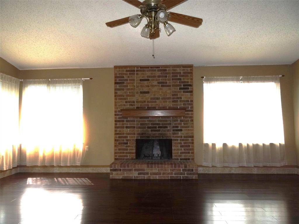 2517 Hollydale Drive, Garland, TX 75044