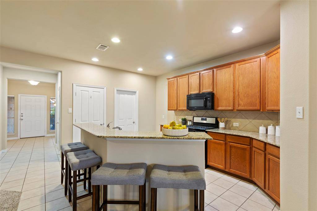 1117 Villa Paloma Boulevard, Little Elm, TX 75068