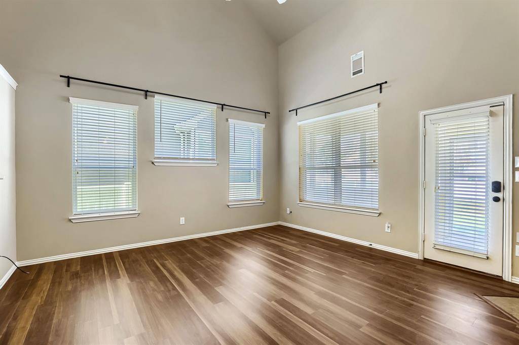 1051 Providence Boulevard, Providence Village, TX 76227