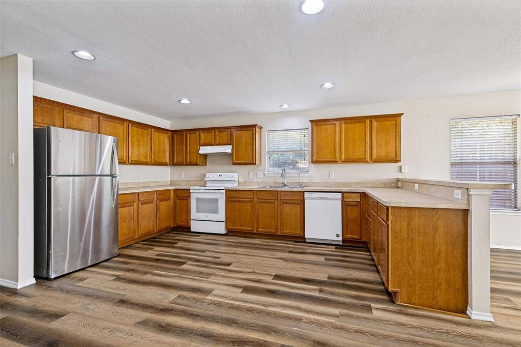 10417 Winding Passage Way, Fort Worth, TX 76131