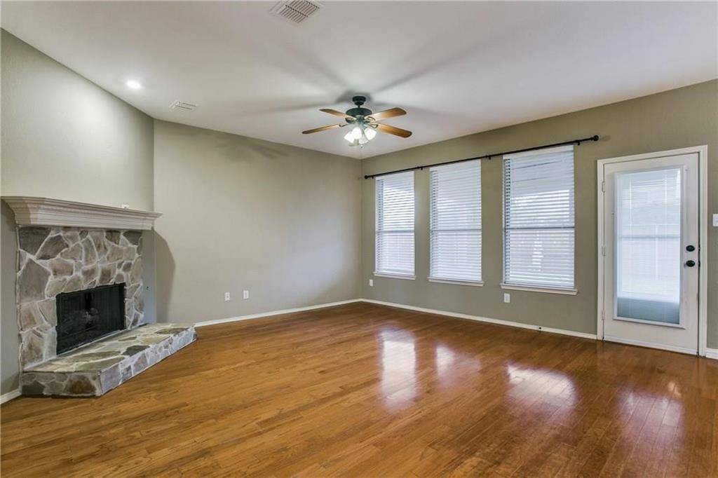 208 N Arbor Ridge Drive, Allen, TX 75002