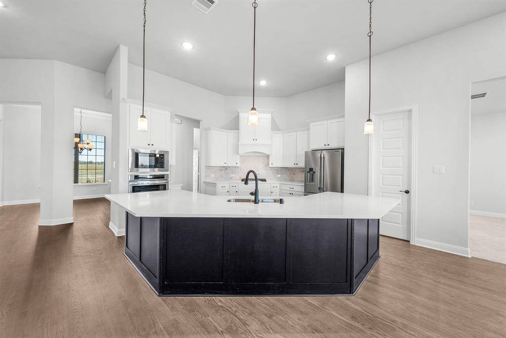 132 Liv Meadow Way, Waxahachie, TX 75165