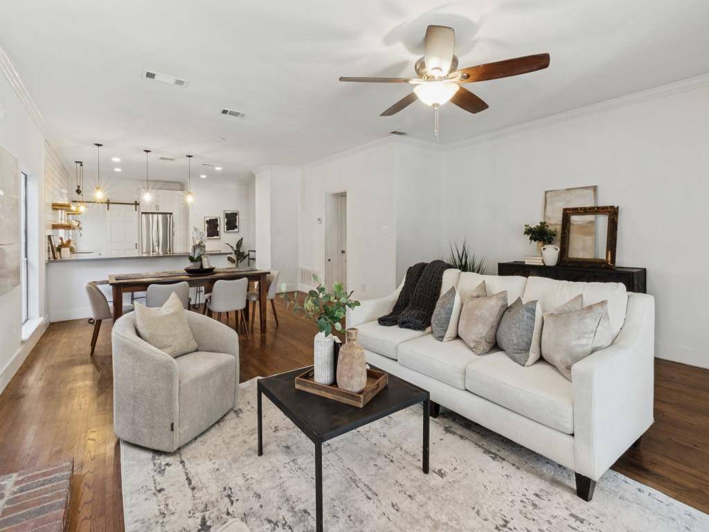 6307 Palo Pinto Avenue, Dallas, TX 75214