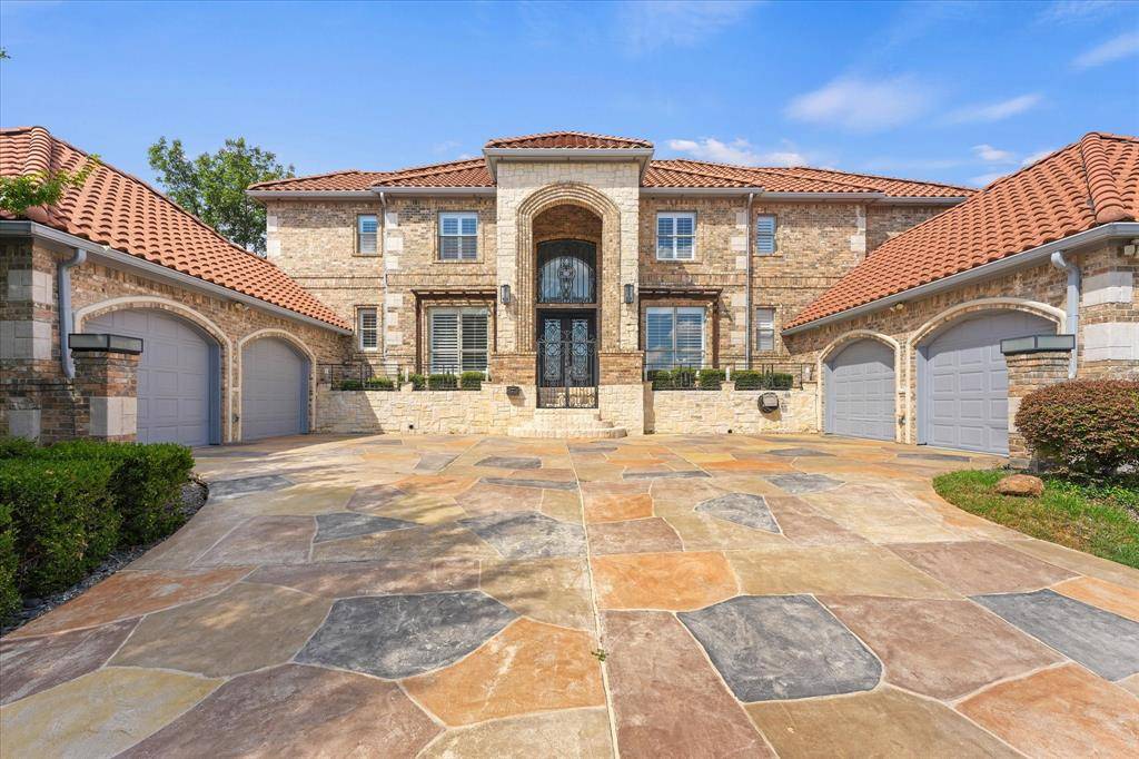 2601 Sir Gawain Lane, Lewisville, TX 75056