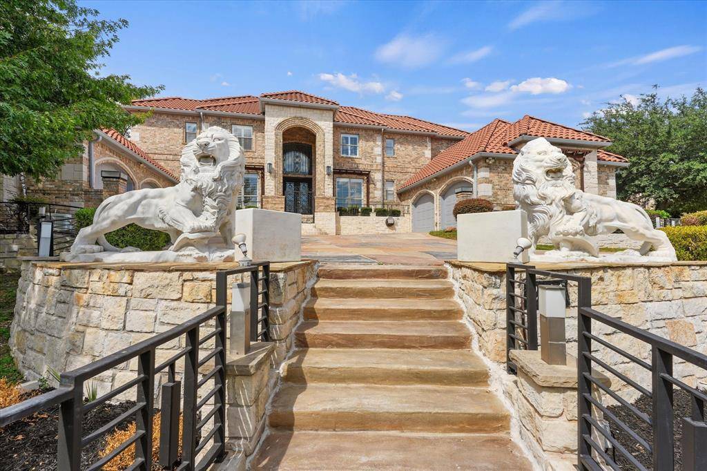 2601 Sir Gawain Lane, Lewisville, TX 75056