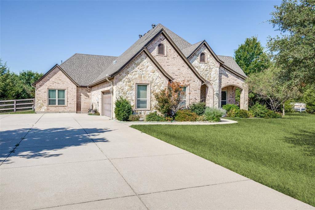 2709 Winthrop Hill Road, Denton, TX 76226