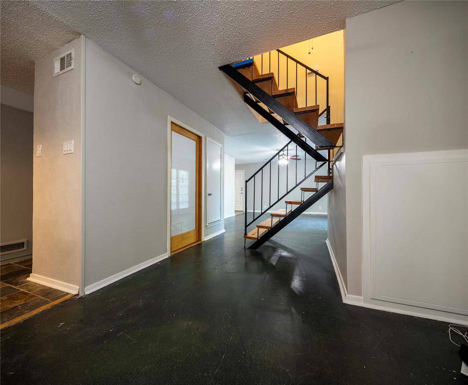 1717 N Locust Street #1, Denton, TX 76201