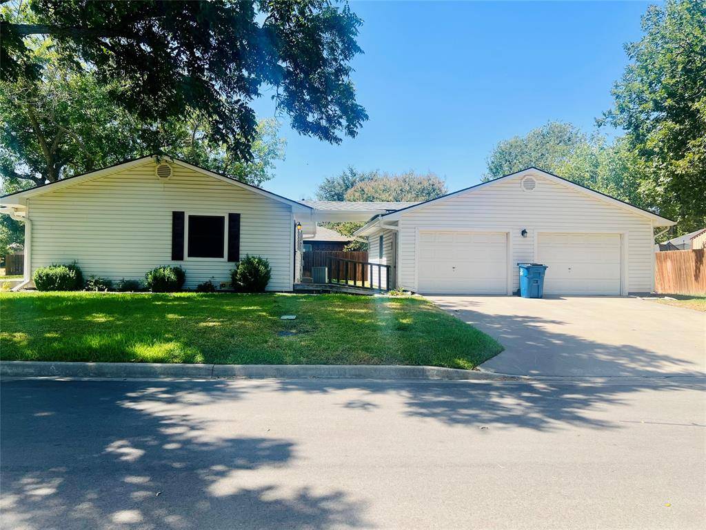 901 Church Street, Sanger, TX 76266