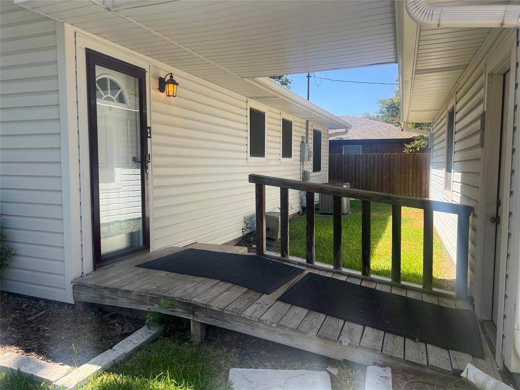 901 Church Street, Sanger, TX 76266