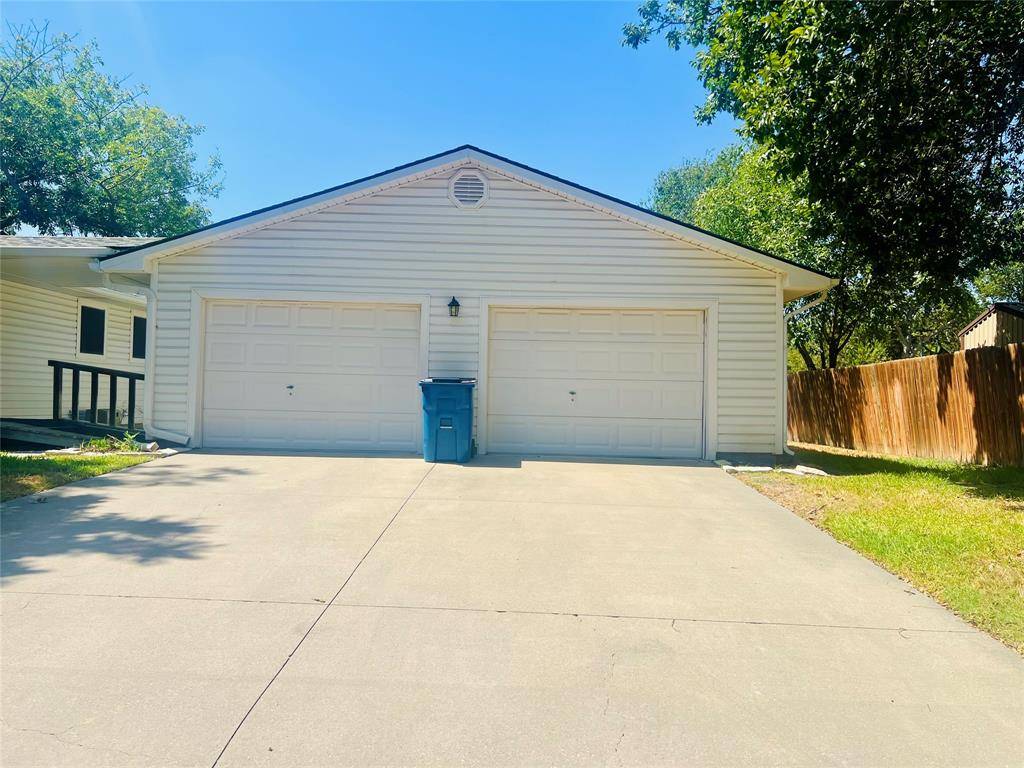 901 Church Street, Sanger, TX 76266