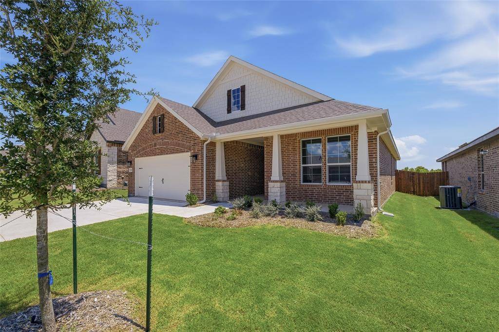 3508 Helena Street, Gainesville, TX 76240