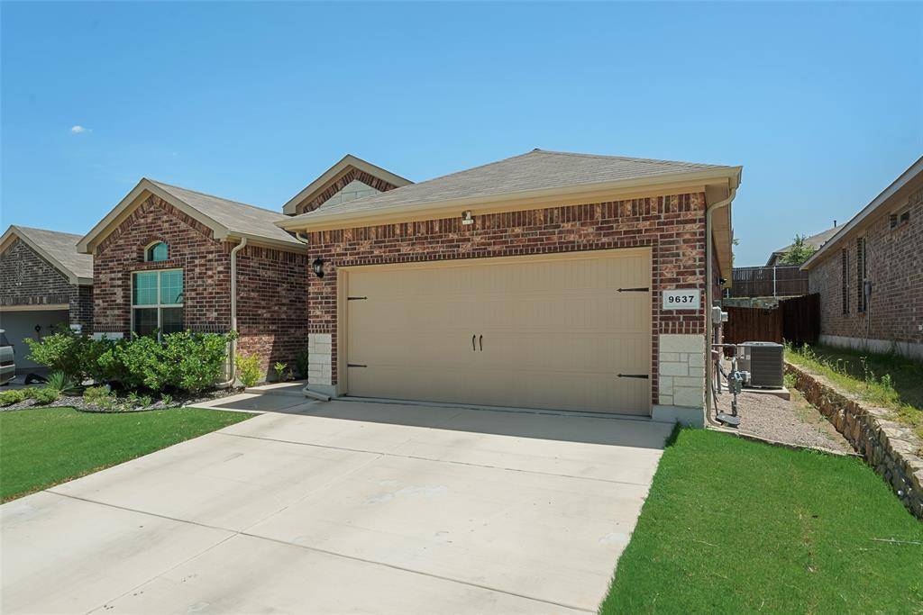 9637 Cherryville Road, Fort Worth, TX 76108