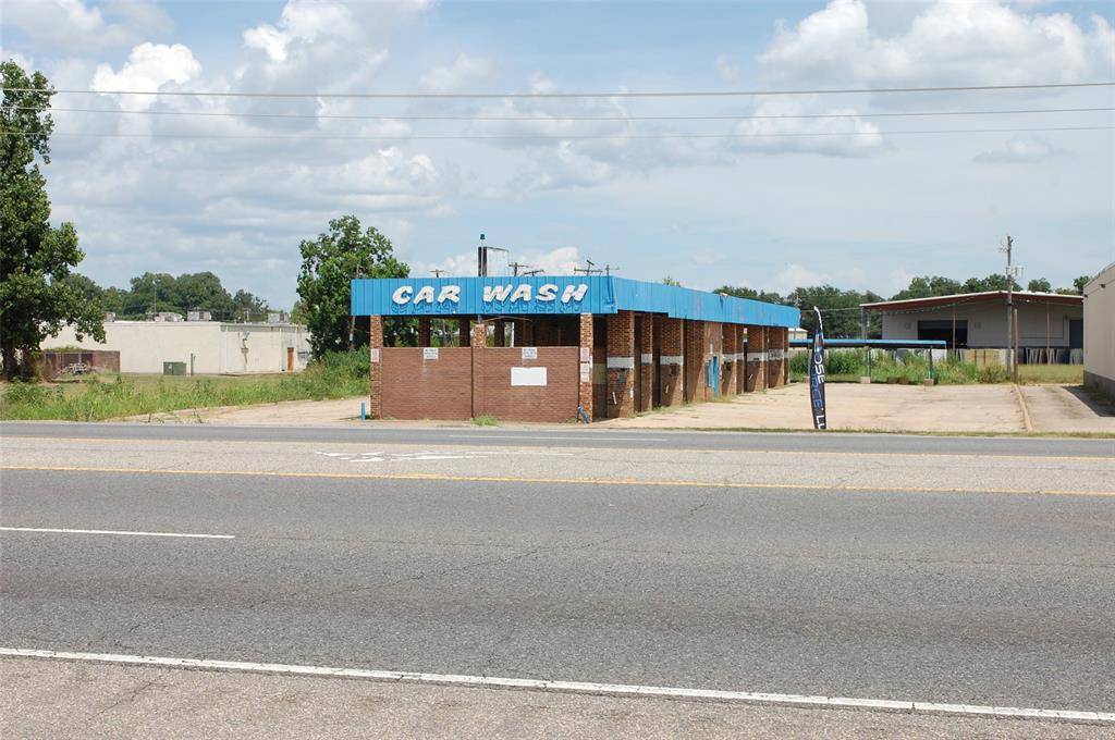 1826 North Market, Shreveport, LA 71107