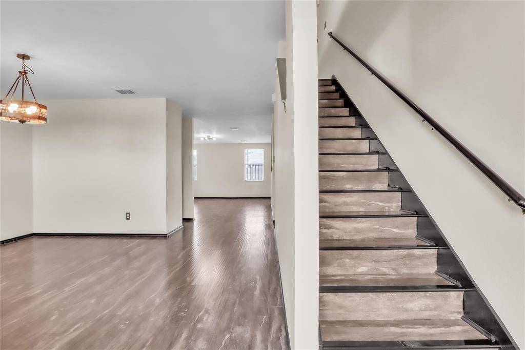 3825 Irish Setter Drive, Fort Worth, TX 76123
