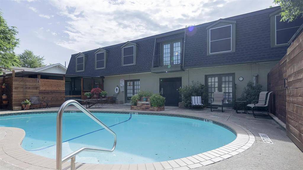 1717 N Locust Street #2, Denton, TX 76201