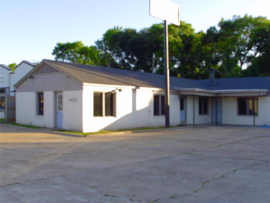 1425 Airline Drive, Bossier City, LA 71112