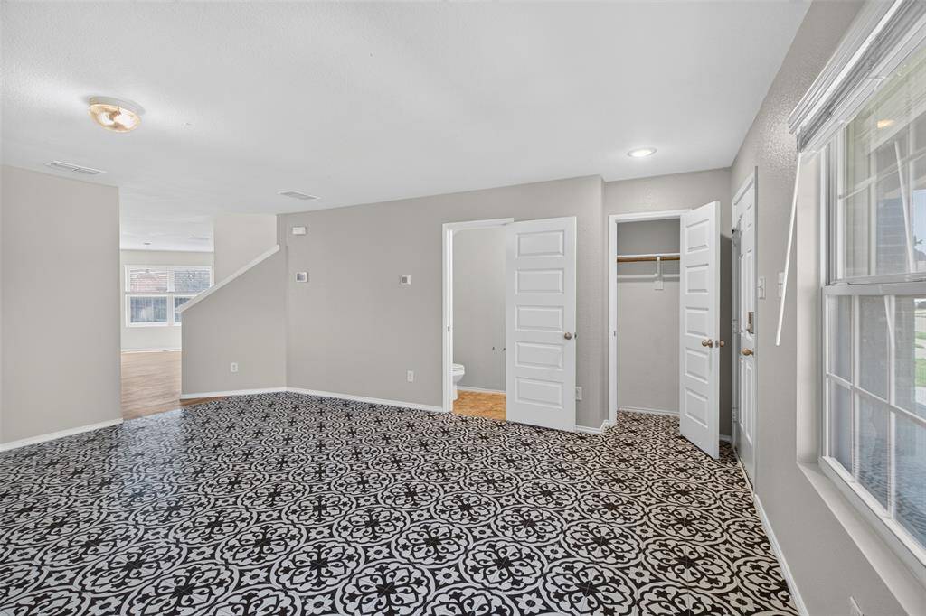 6341 Bollard Drive, Fort Worth, TX 76179