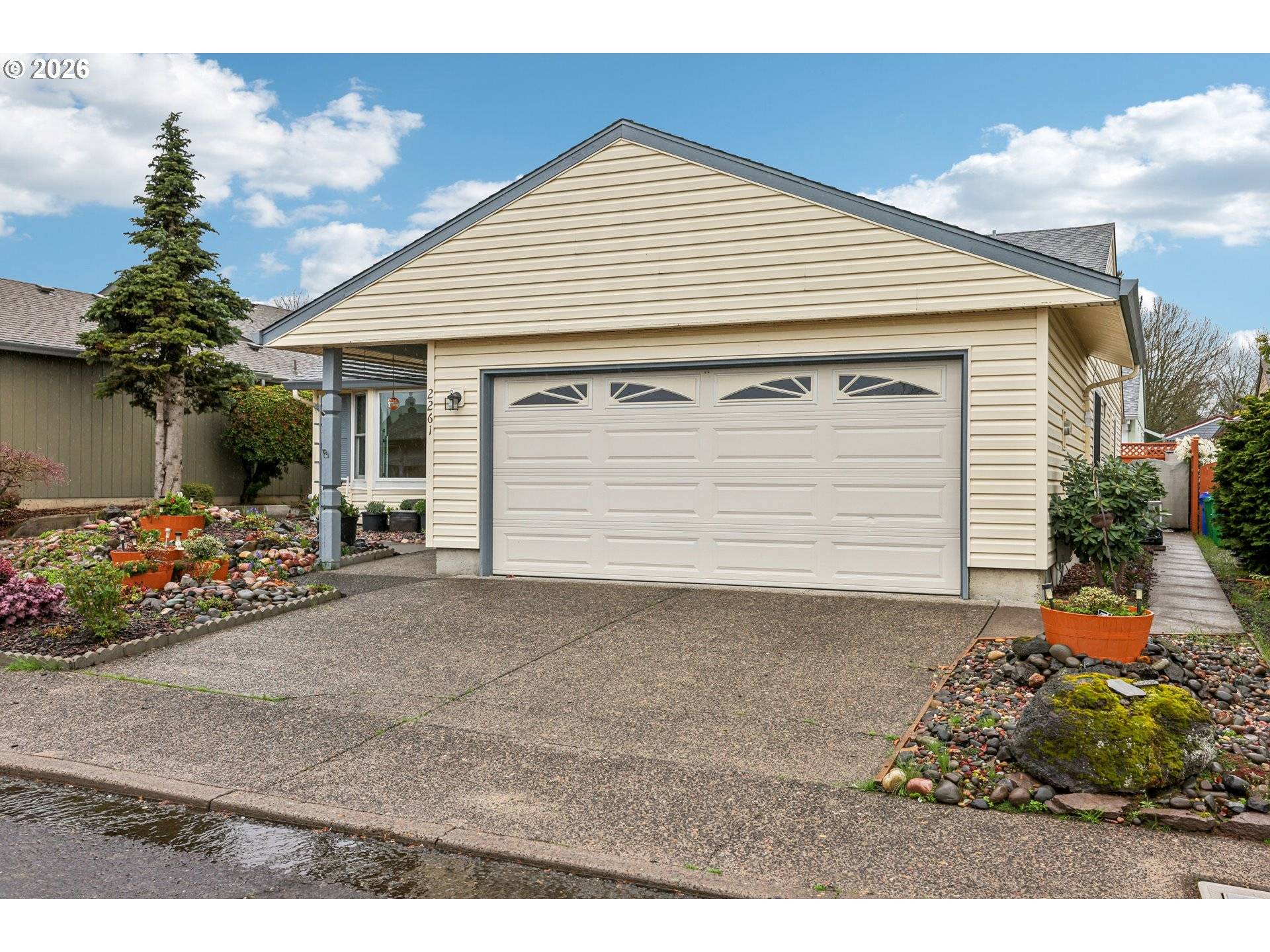 2261 NE 153RD AVE, Portland, OR 97230