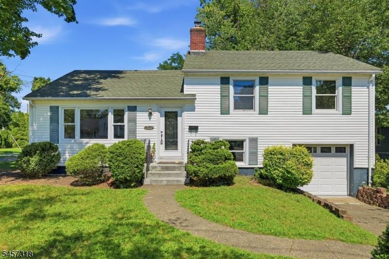 251 W Midland, Paramus Boro, NJ 07652