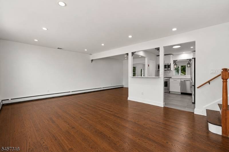 251 W Midland, Paramus Boro, NJ 07652
