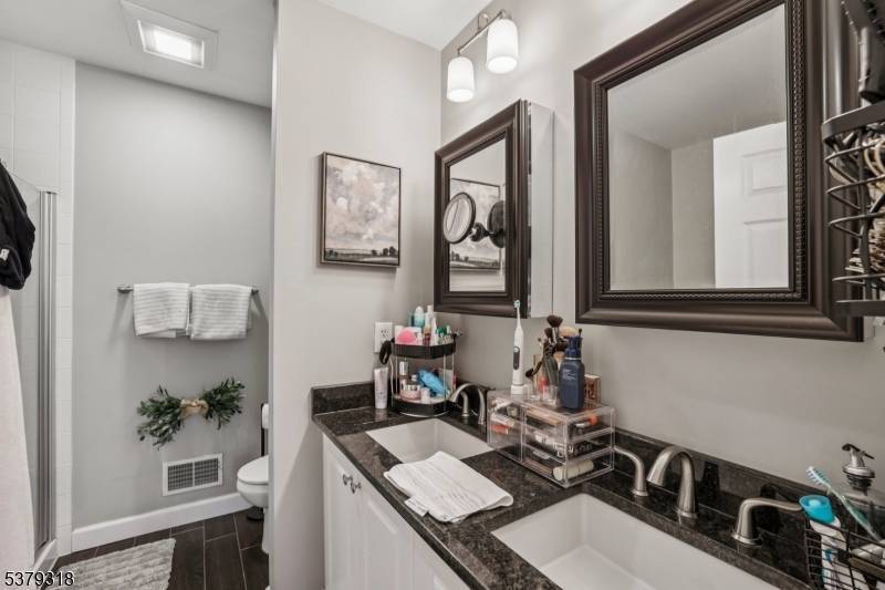 28 Castle Drive, Berkeley Heights Twp., NJ 07922