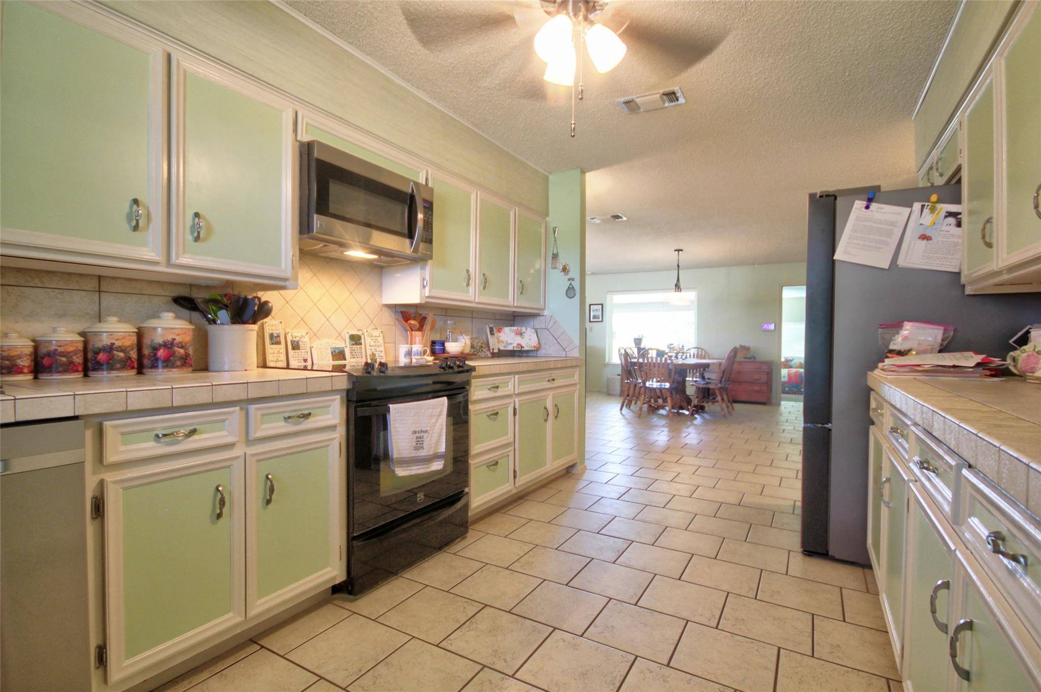 204 Sunset DR, Llano, TX 78643