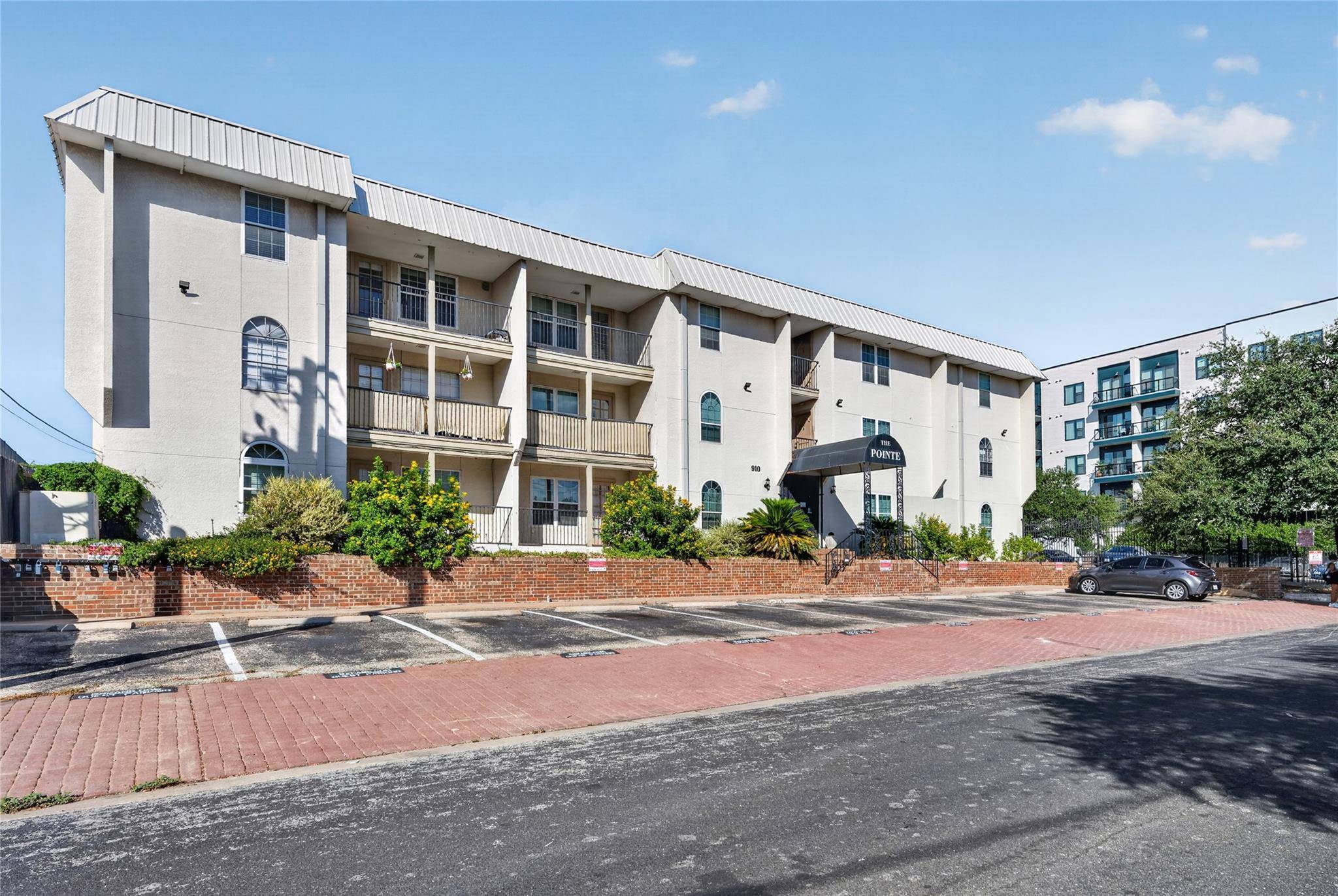 910 Duncan LN #25, Austin, TX 78705