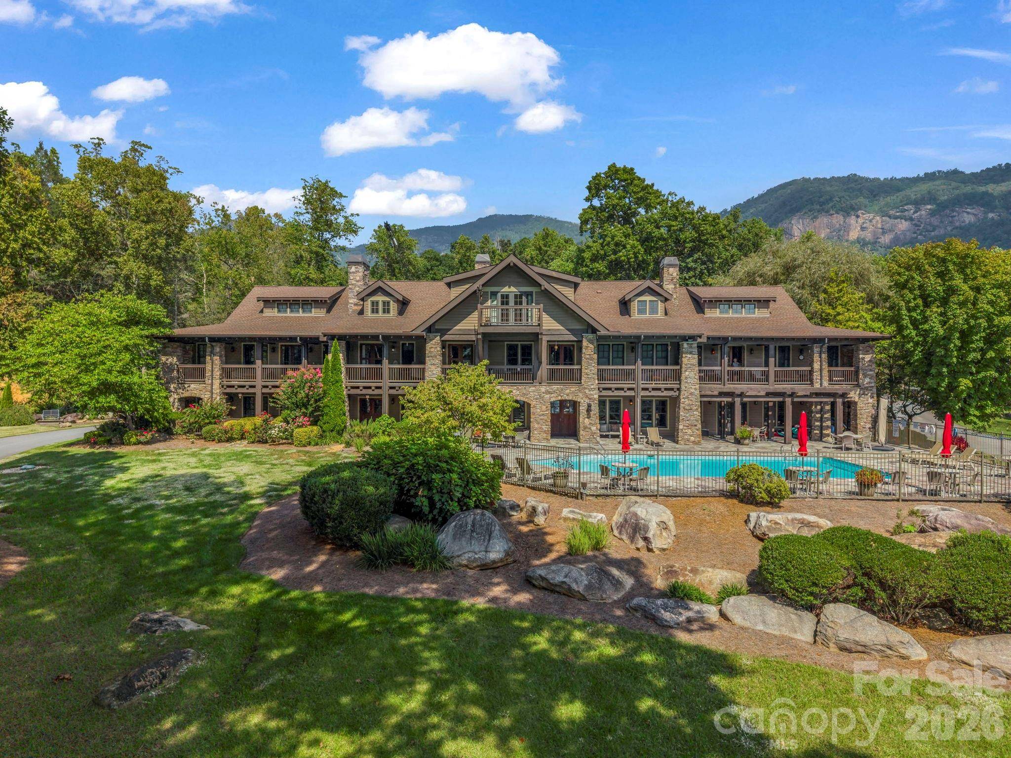 121 Firefly CV #204, Lake Lure, NC 28746